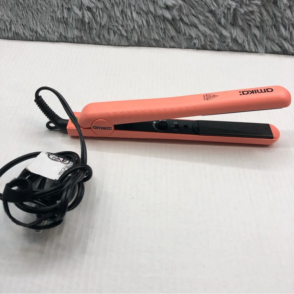 Amika Flat Iron Coral Up To 450 Degrees Straightener Curler Beauty Tool - Picture 5 of 9